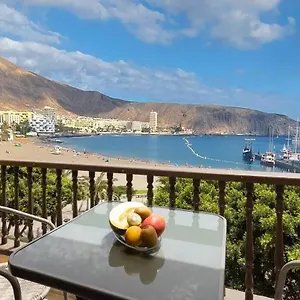 https://home2book-sea-front-vista-marina-los-cristianos.in-canary-islands.com